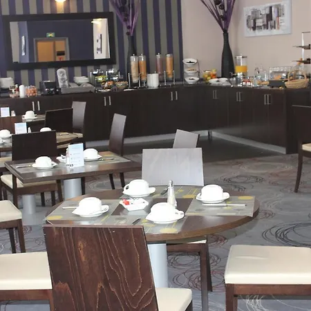 Готель Western Malherbe 4*